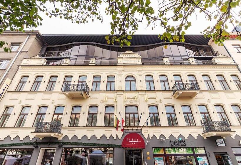 سوییت اجرایی, Kaunas