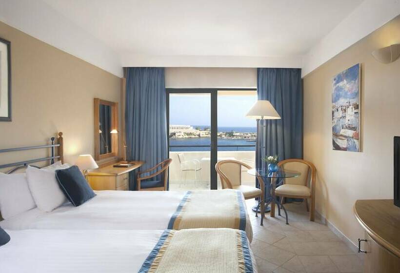 اتاق سوپریور با چشم‌انداز دریا, Verdi St George S Bay Marina