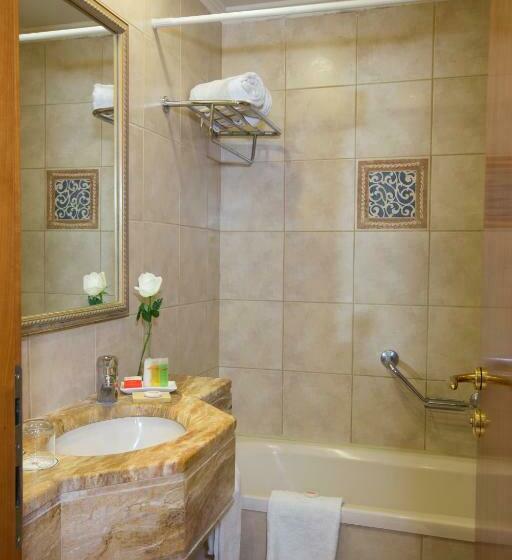 غرفة كومفورت, Prima Palace