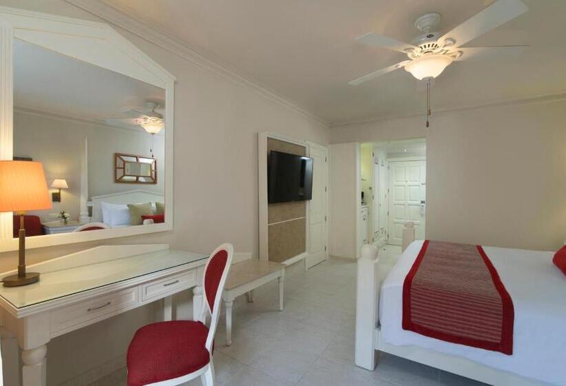 اتاق لوکس با چشم‌انداز, Wyndham Alltra Punta Cana All Inclusive Resort