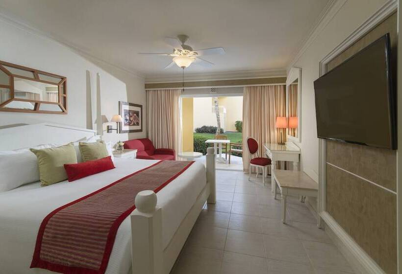 اتاق لوکس با چشم‌انداز, Wyndham Alltra Punta Cana All Inclusive Resort