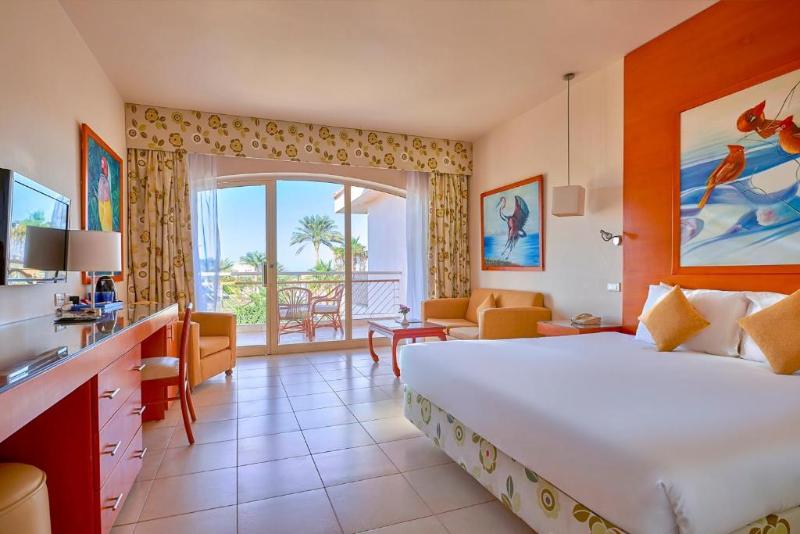 اتاق استاندارد با چشم‌انداز دریا, Parrotel Beach Resort