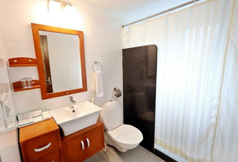 디럭스 룸, Hummingbird Resort