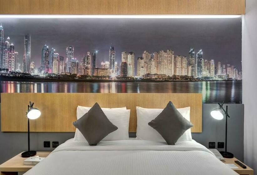 古典房间, Urban Al Khoory