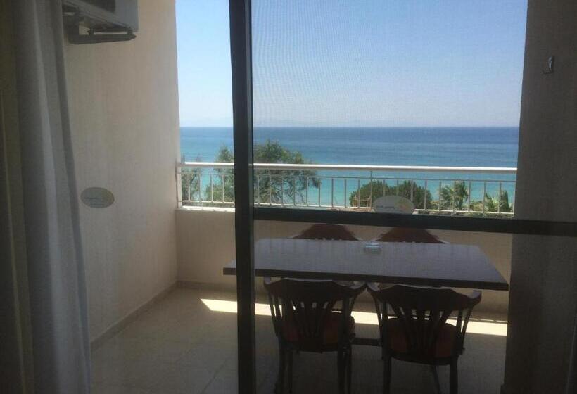 آپارتمان 1 خوابه با چشم‌انداز دریا, Holiday Apart 50 Meters To Beach, Sea View Apartments