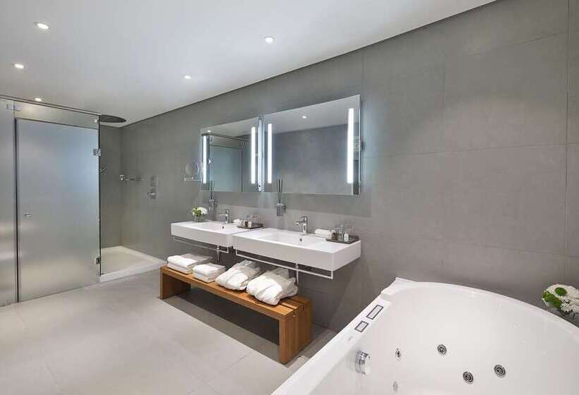 سوییت, Chekhoff Hotel Moscow Curio Collection By Hilton