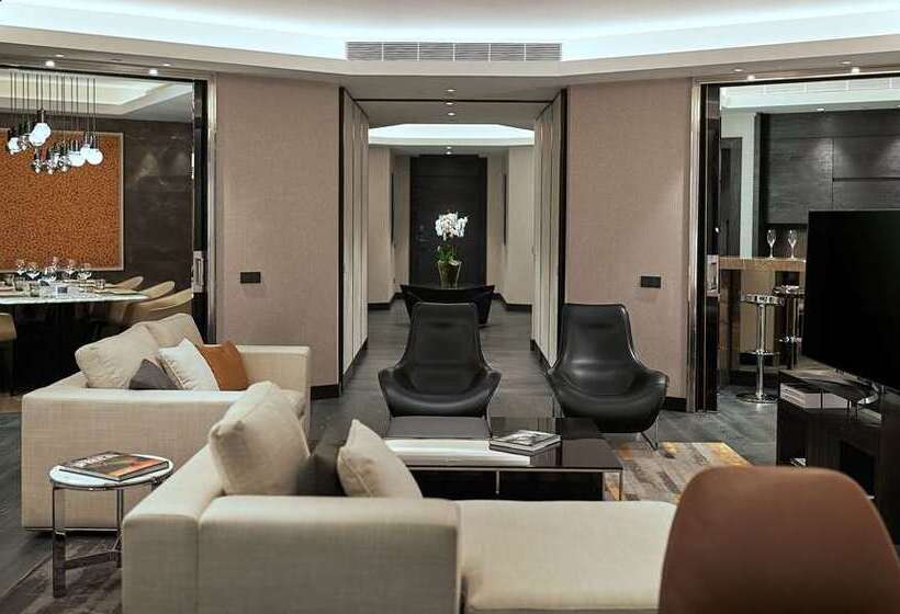 سوییت, Chekhoff Hotel Moscow Curio Collection By Hilton
