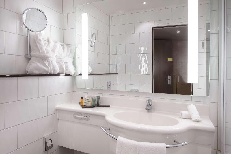 اتاق لوکس, Hilton Zurich Airport