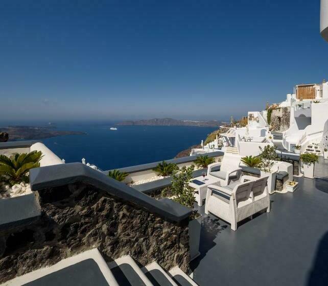 سوییت جونیور, Pegasus Suites & Spa