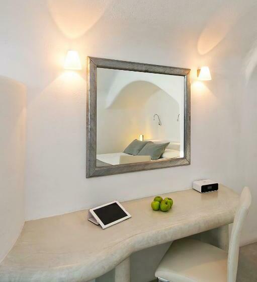 سوییت جونیور, Pegasus Suites & Spa