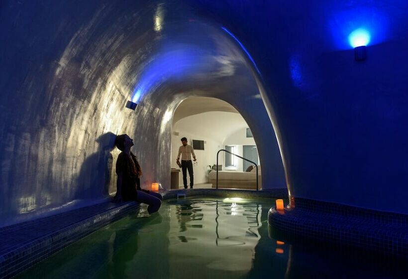 سوییت با استخر, Pegasus Suites & Spa