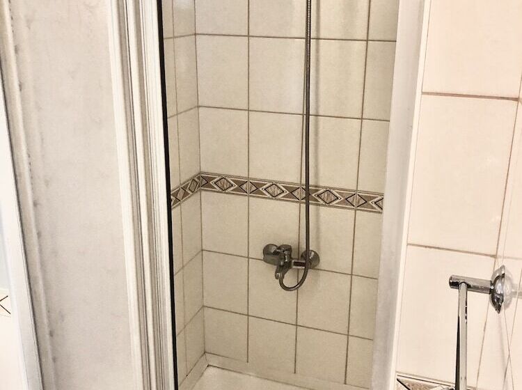 Economy Triple Room, Reutlingenhof Boutique Hotel   Special Class