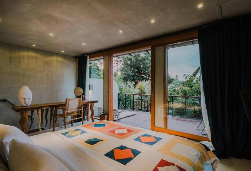 اتاق لوکس با بالکن, Zin Canggu Resort & Villas