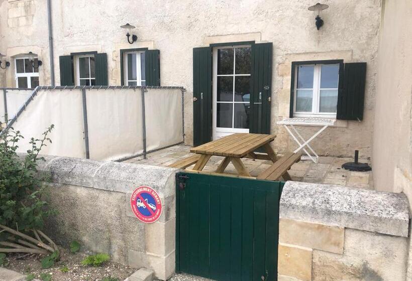 1 Szobás Apartman Terasszal, Le Môle