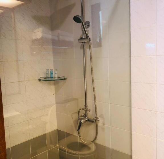 침실 2개 스위트, Andaman Beach Suites Hotel, Patong Phuket