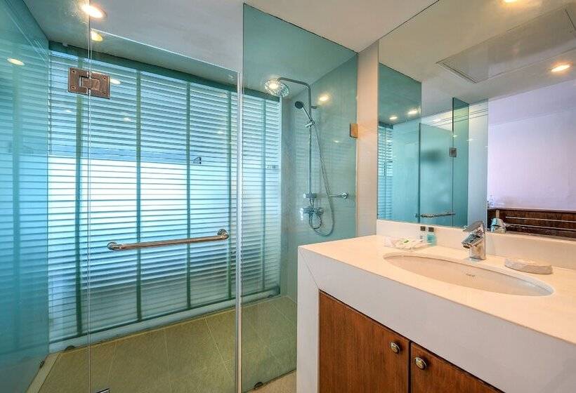 수피리어 룸 바다 전망, Andaman Beach Suites Hotel, Patong Phuket