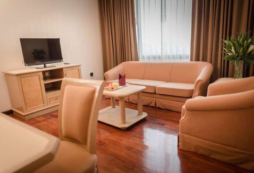 سوییت جونیور, Grand Tower Inn Rama 6   Sha Extra Plus