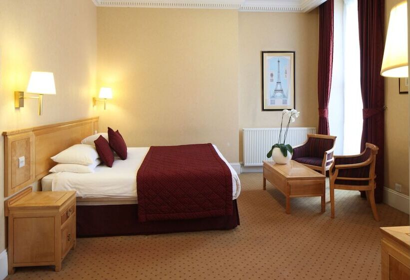 Студия Deluxe, Grange Buckingham