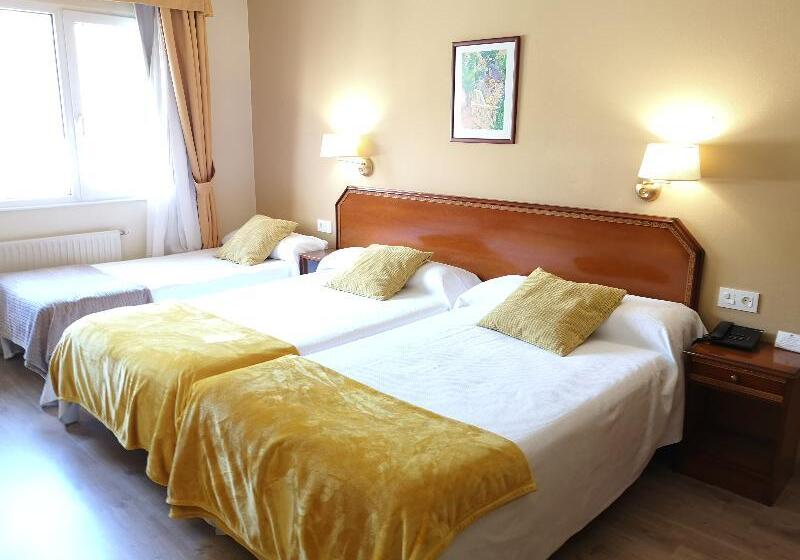 Студия Deluxe, Grange Buckingham