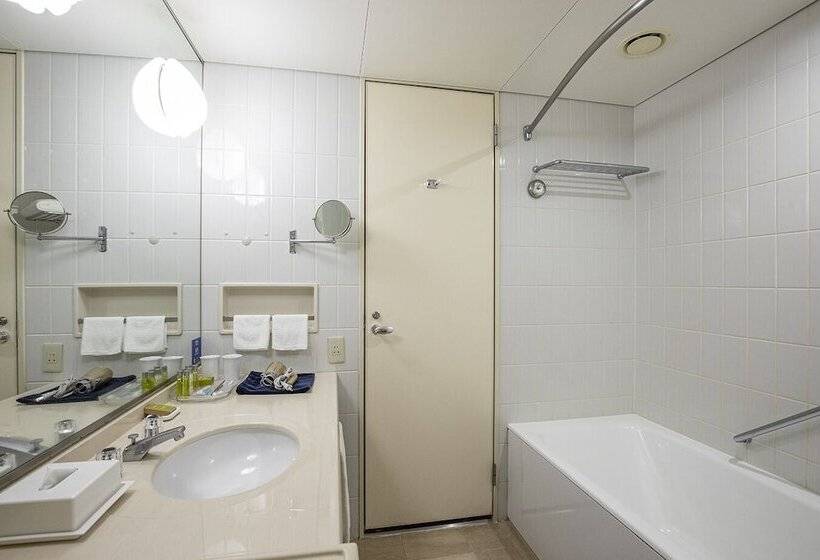 Номер Стандарт, Hilton Tokyo Narita Airport