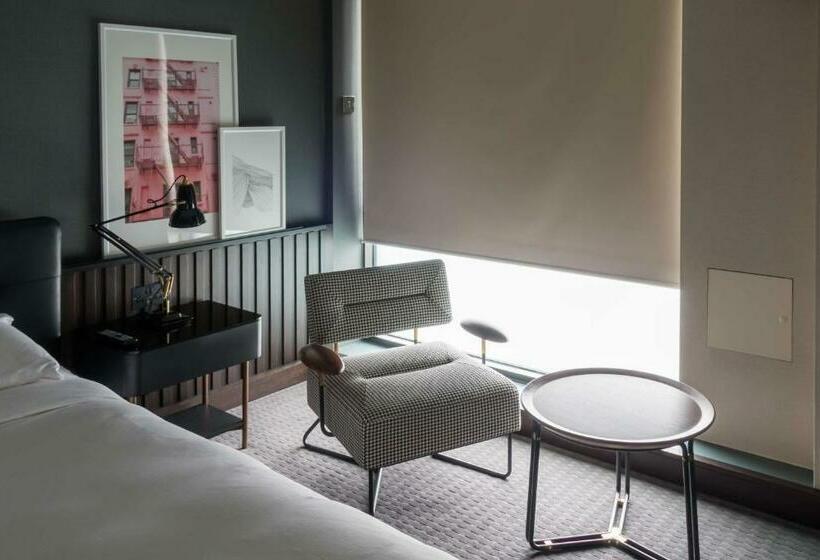 Номер Премиум, The Edwardian Manchester A Radisson Collection