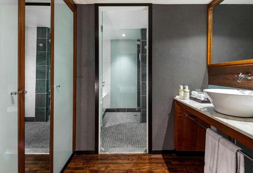 Номер Superior, The Edwardian Manchester A Radisson Collection