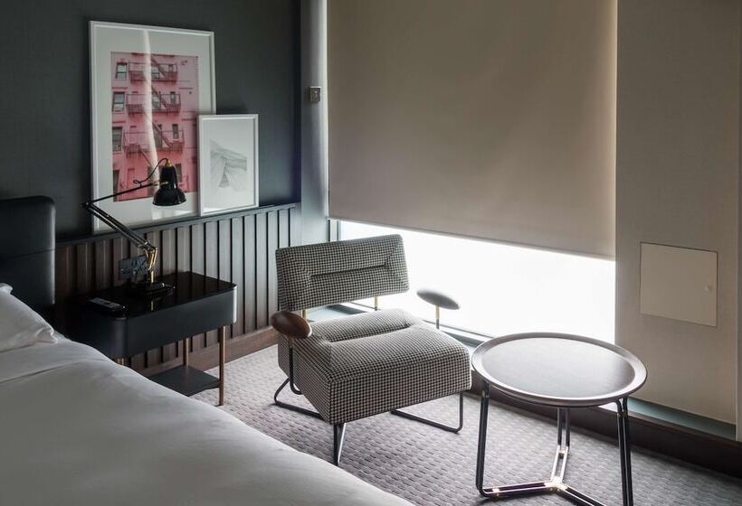 Номер Superior, The Edwardian Manchester A Radisson Collection