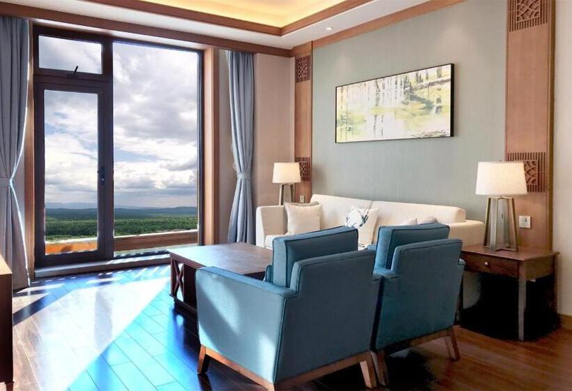 سوییت با چشم‌انداز کوه, Swissôtel Resort Changbaishan