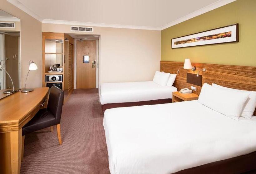 Номер Стандарт, Crowne Plaza Chester, An Ihg