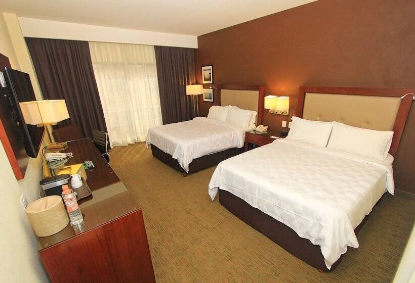 اتاق استاندارد با 2 تخت دوبل, Holiday Inn Leon, An Ihg