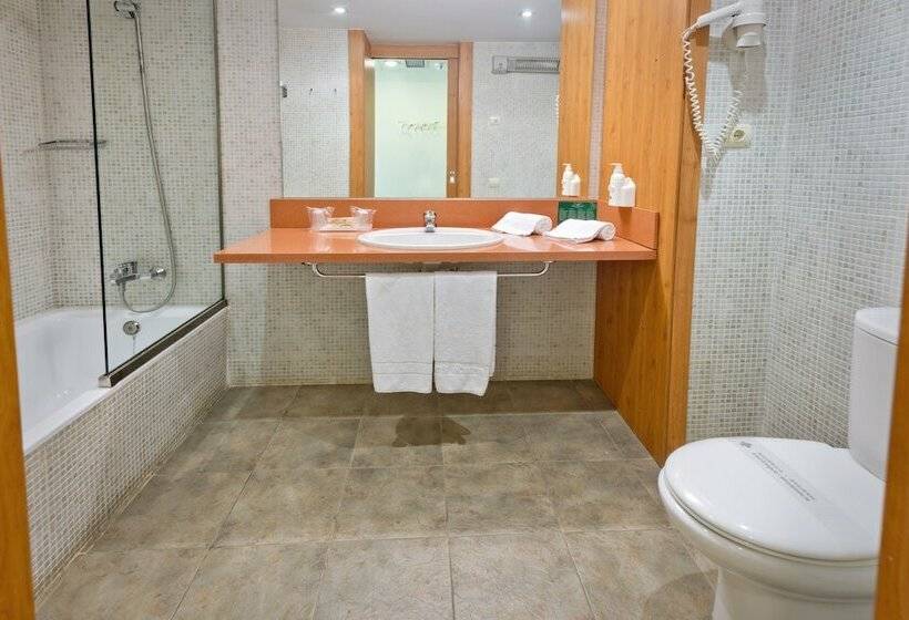 스탠다드 트리플 룸, Vilar Rural De Sant Hilari Sacalm By Serhs Hotels