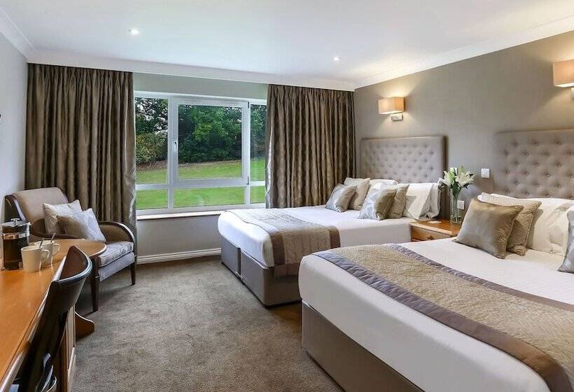 Номер Клуб Трехместный, Stoke By Nayland Hotel, Golf & Spa