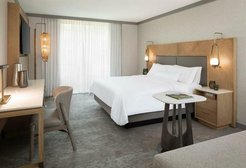 اتاق استاندارد با تخت بزرگ, The Westin Kierland Resort & Spa
