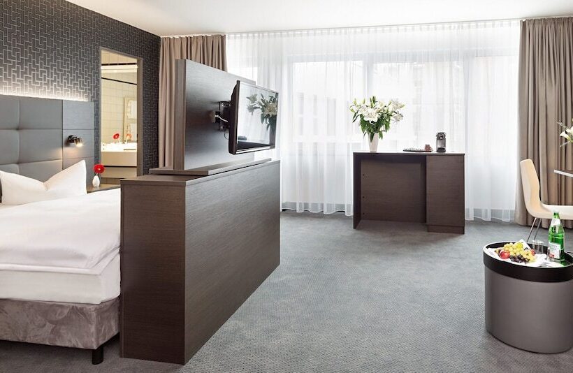اتاق لوکس, Victor S Residenz Hotel Berlin Tegel