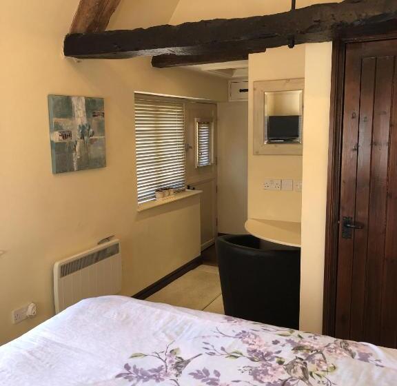 Номер Deluxe, Hunt House Quarters