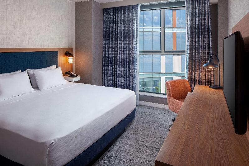 장애인을 위한 스탠다드 룸, Hampton Inn Boston Seaport District