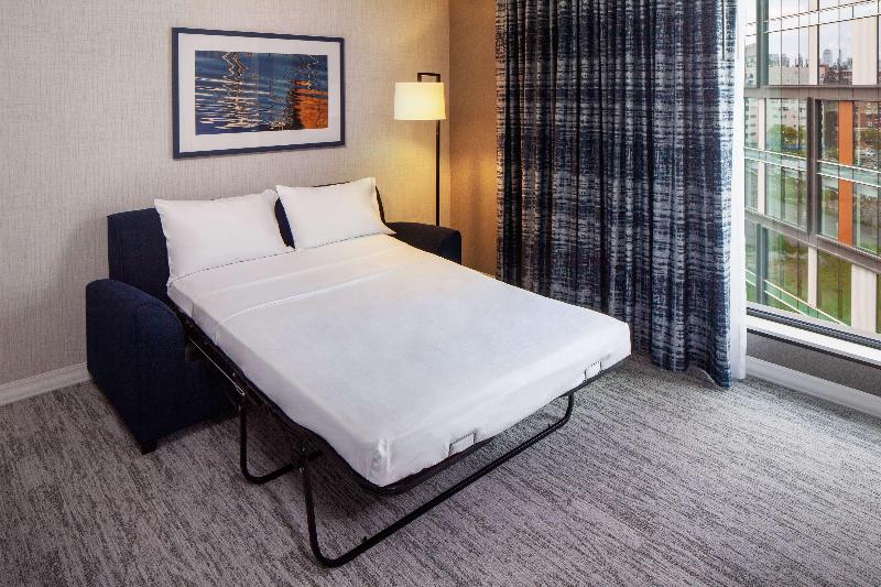 스탠다드 룸 킹사이즈 침대, Hampton Inn Boston Seaport District