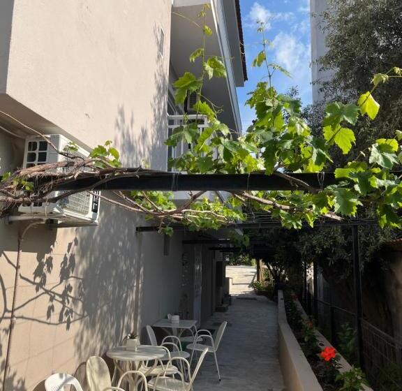 Apartamento 1 Dormitório Vista Jardim, Grecian Sea