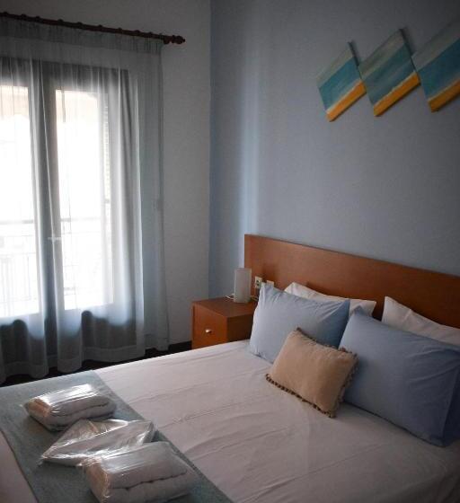Номер Superior Боковой Вид на Море, Gyalos Beach Front