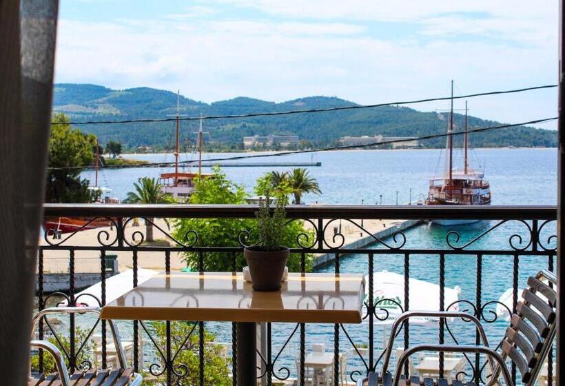 Номер Стандарт Вид на Море, Gyalos Beach Front