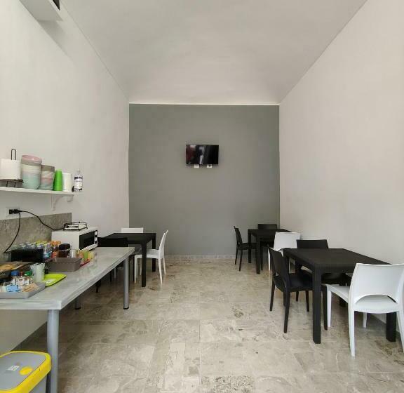 غرفة قياسية, Hostel Turin Metro Young