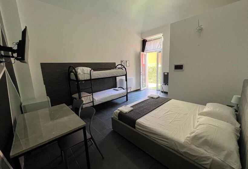 غرفة قياسية رباعية, Hostel Turin Metro Young