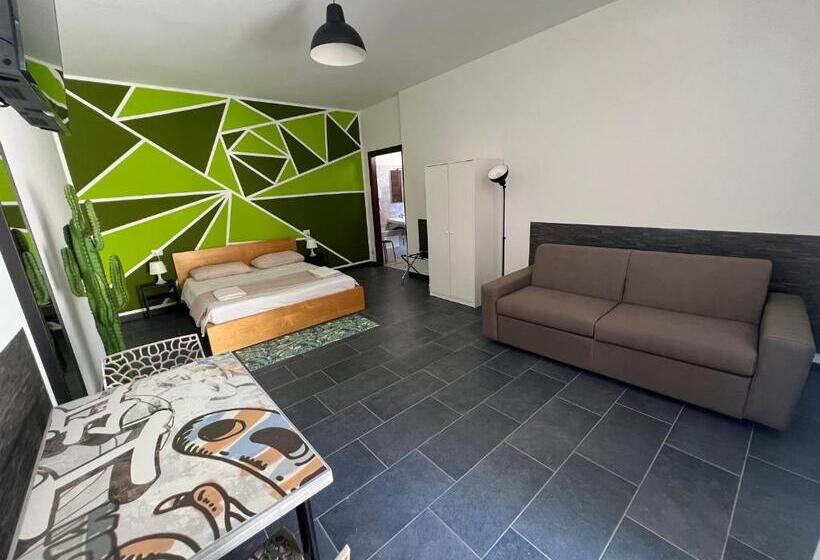 غرفة قياسية رباعية, Hostel Turin Metro Young