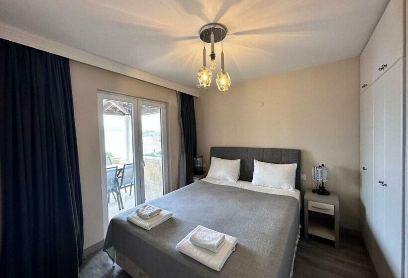 اتاق خانوادگی با چشم‌انداز دریا, Farrys Boutique Hotel & Beach Club   Yalıkavak