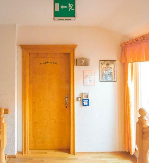 Номер Стандарт, Pension Eschwege