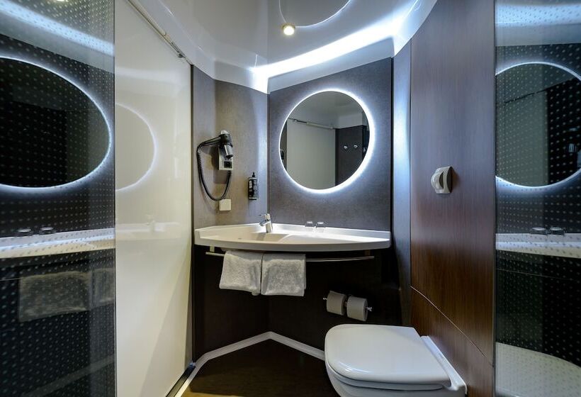 Номер Стандарт, Ibis München Parkstadt Schwabing
