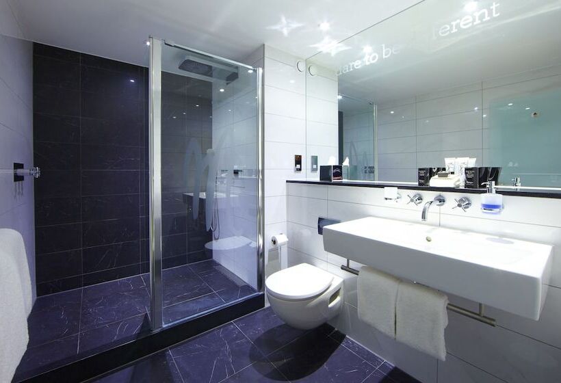 Номер Клуб, Malmaison London