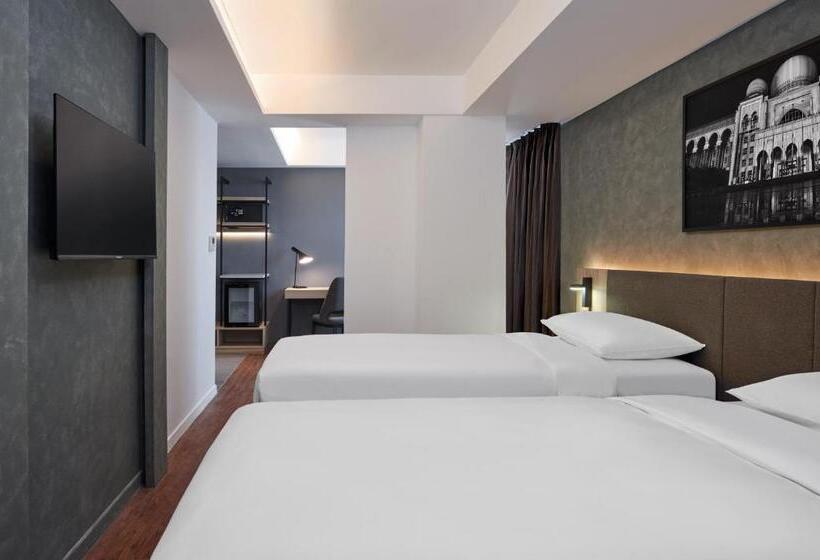 Полулюкс, Park Inn By Radisson Putrajaya