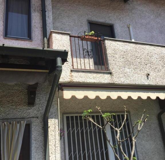 اتاق استاندارد با سرویس بهداشتی مشترک, Casa Arcobaleno