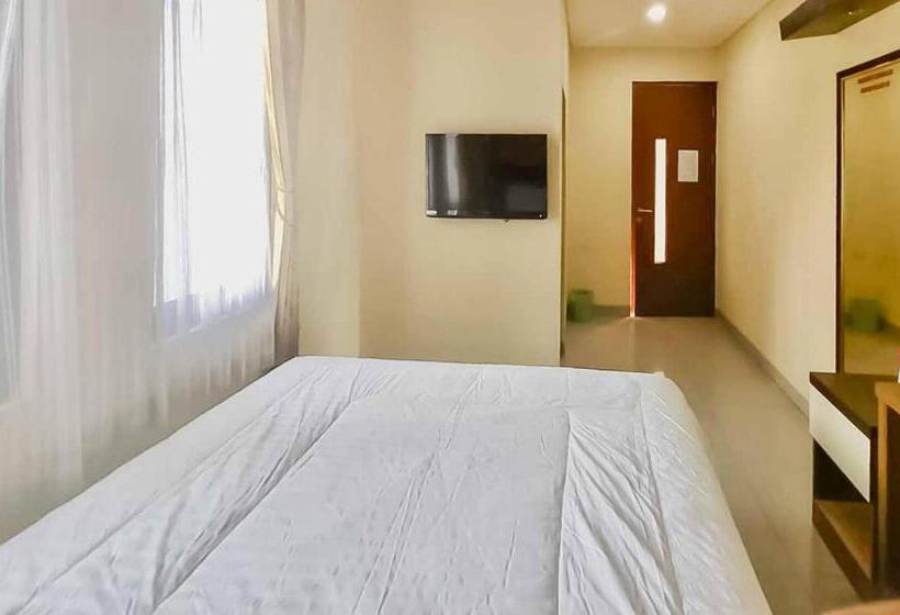 Номер Стандарт, Reddoorz Syariah Plus Near Cirebon Super Block Mall 2